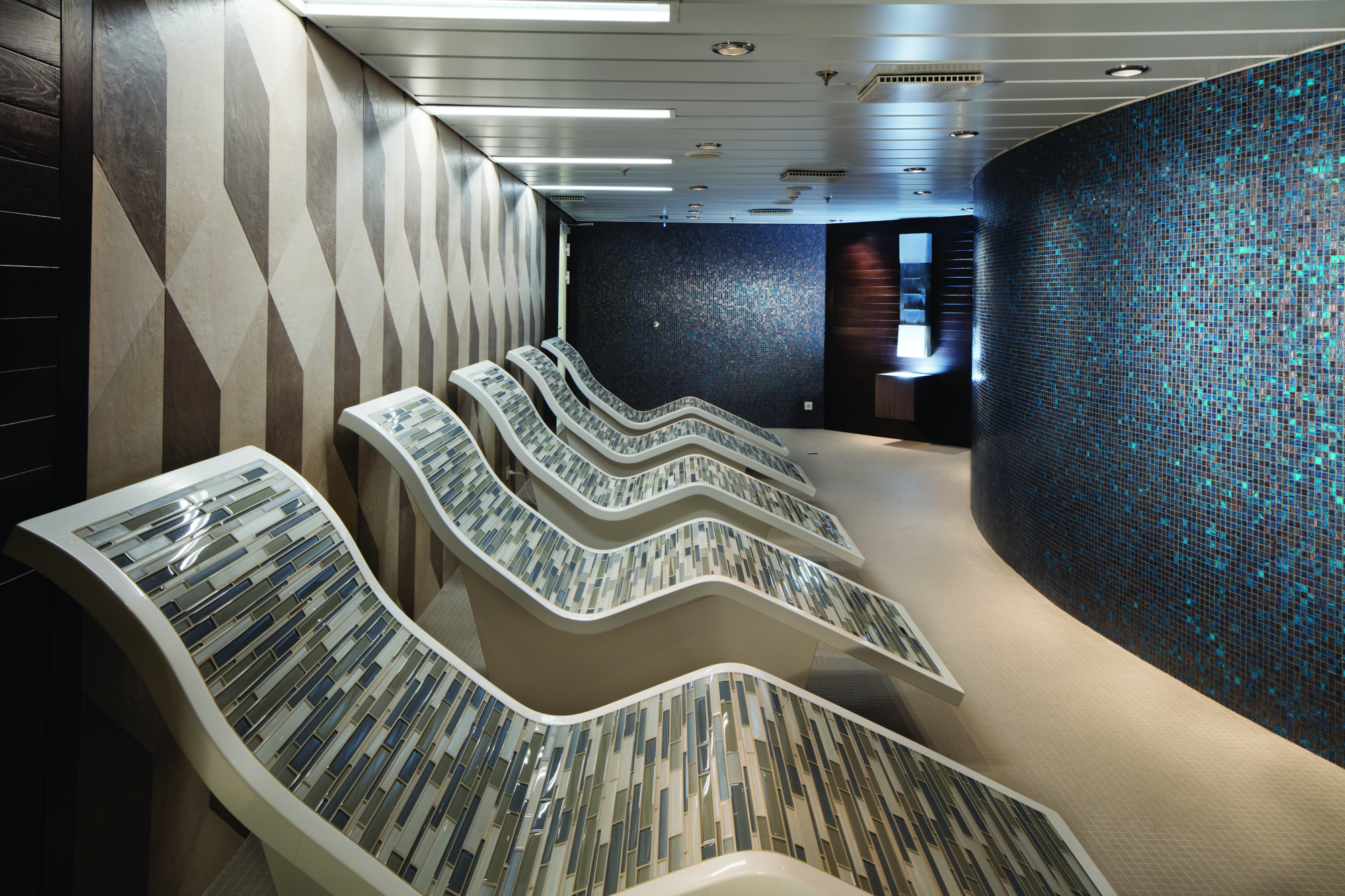 MyCruise Norwegian-Cruise-Line Pride-of-America Offentlige-arealer Pool-spa6